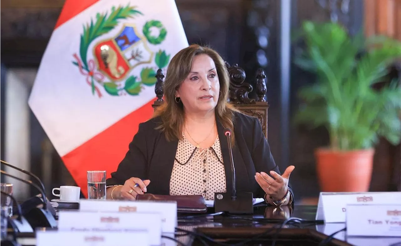 Fiscalía de Perú Inicia Investigación Contra Dina Boluarte