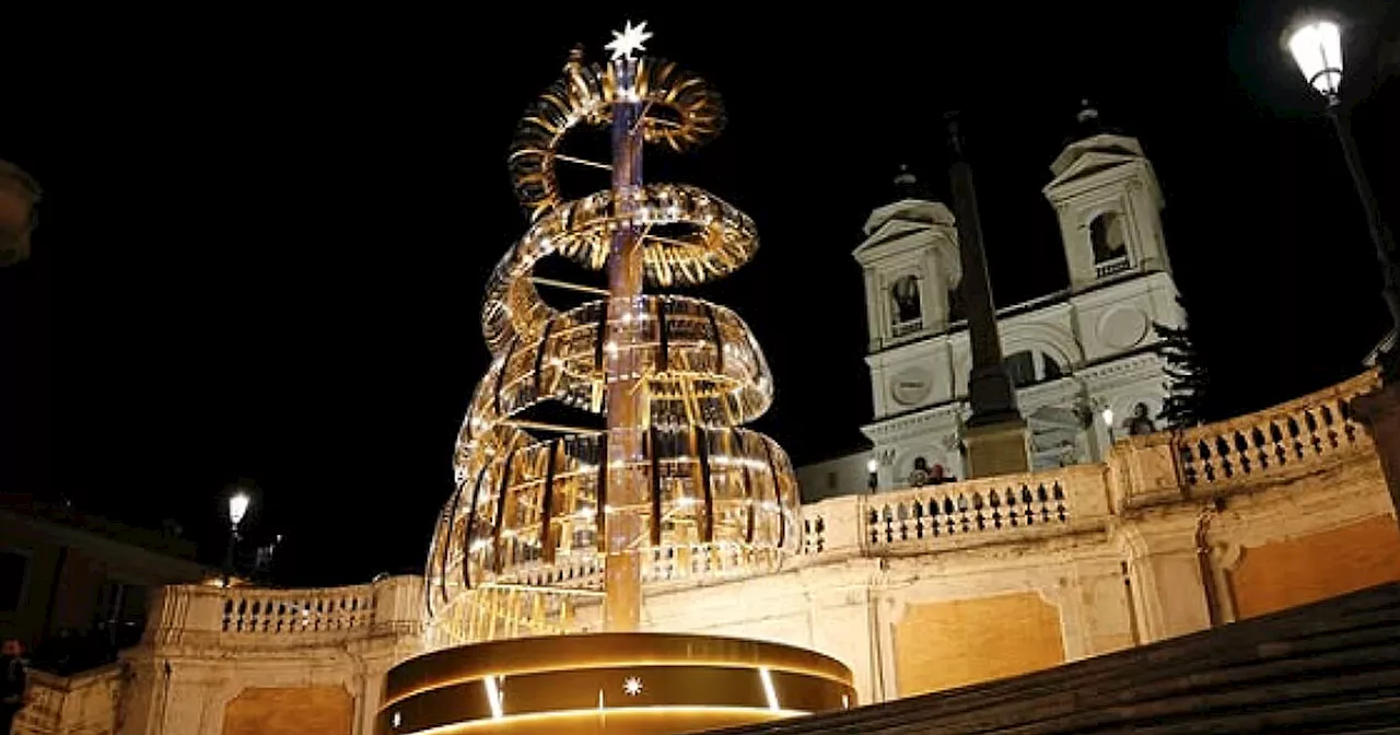 L’albero di Natale di Bulgari a Roma è brutto e insostenibile