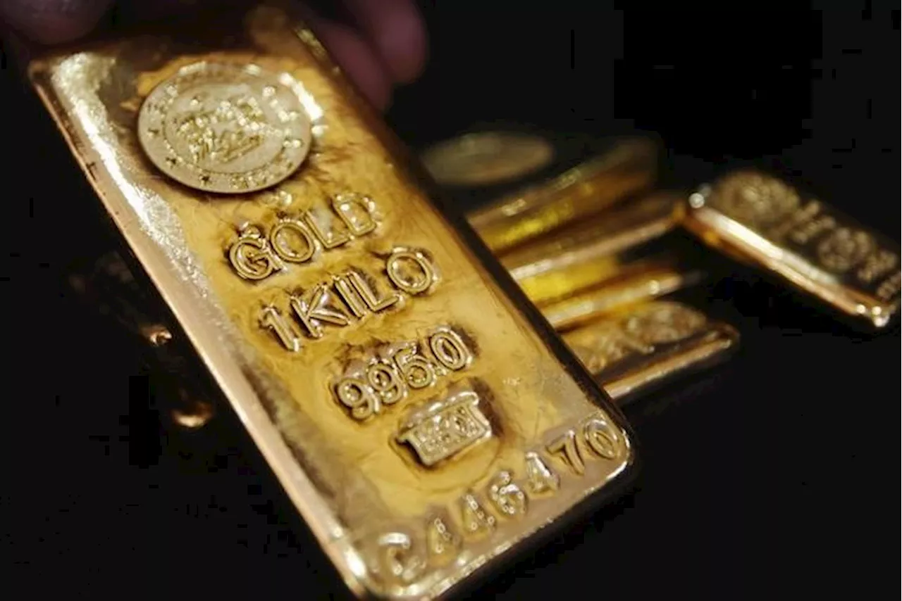 Gold Prices Rise Slightly Amid Geopolitical Tensions and Economic Data