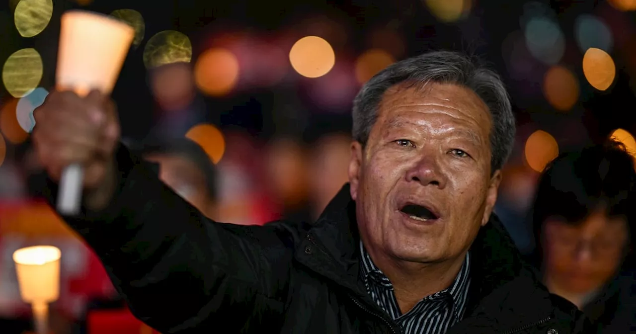 Protesters Rally for South Korean President's Ouster Amid Political Crisis