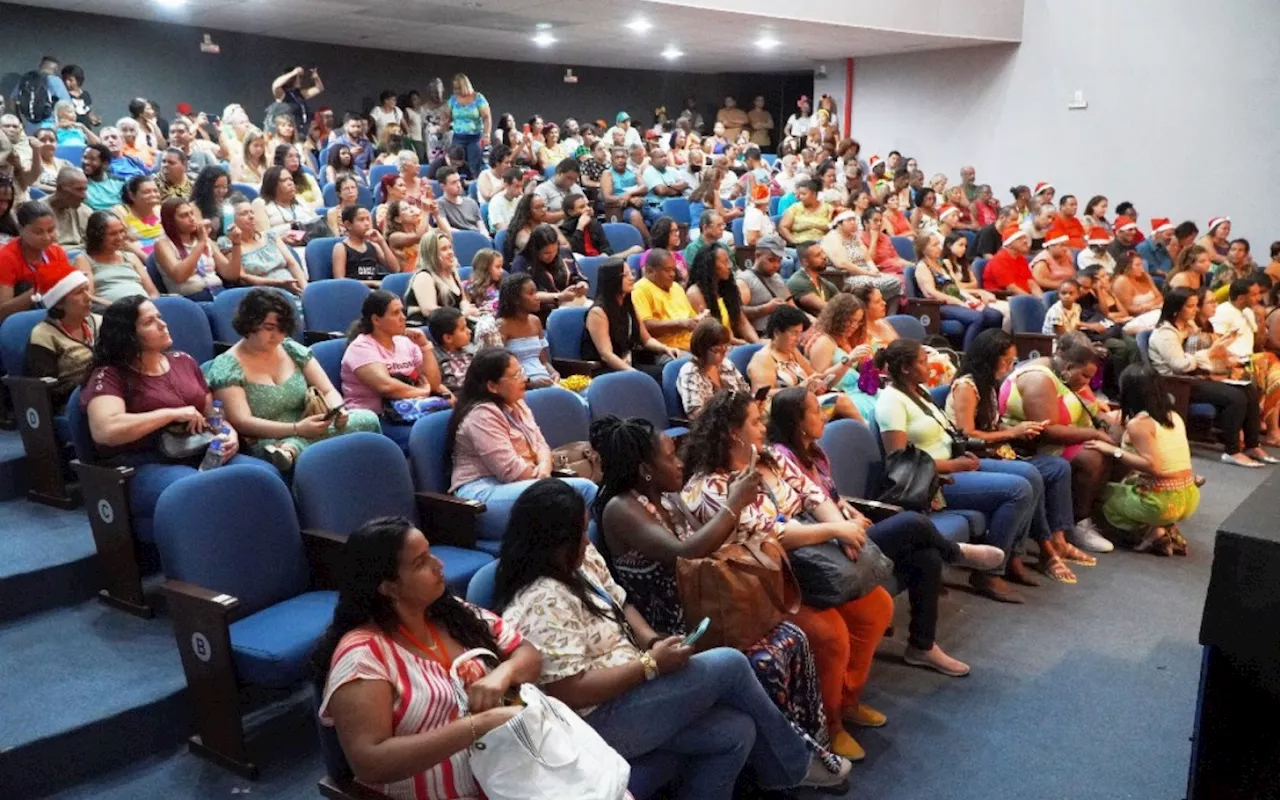 Saúde mental realiza show de talentos no Teatro Municipal