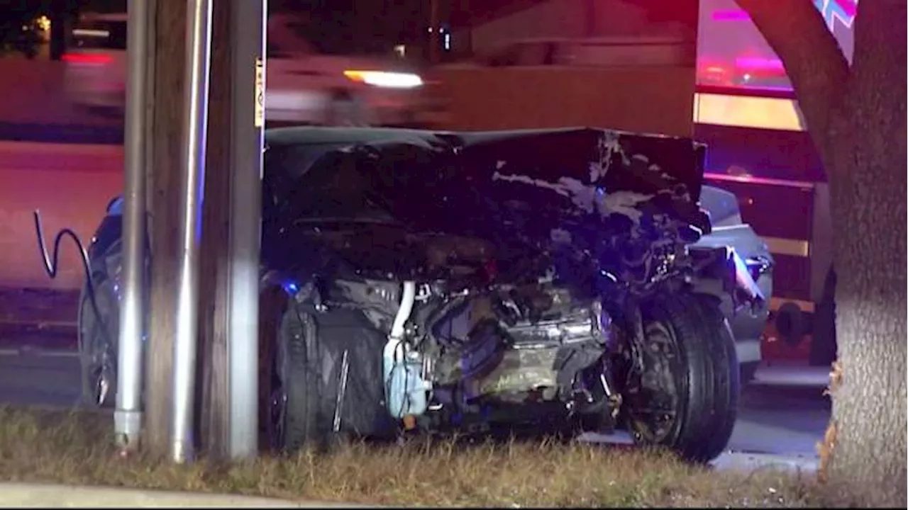 Woman killed in crash on West Side, SAPD says