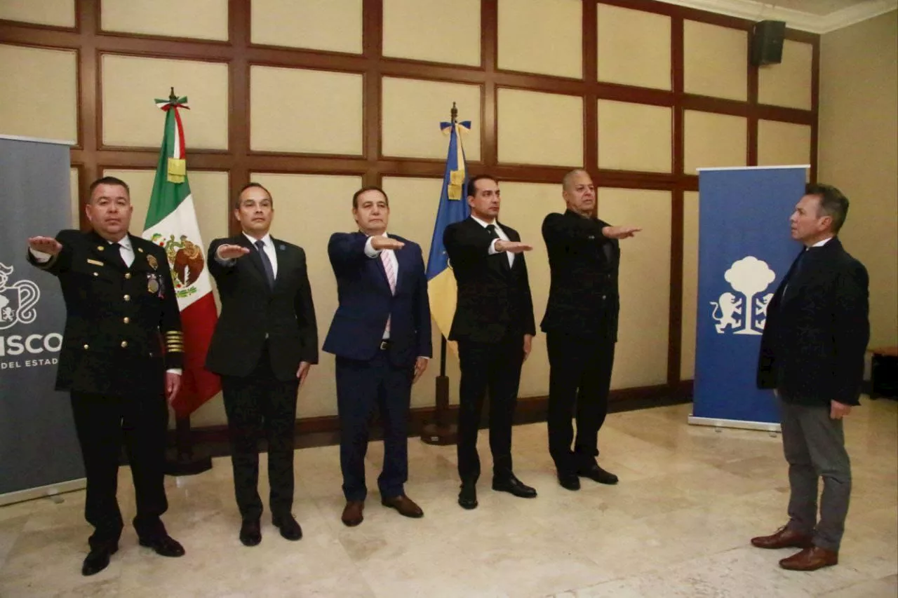 Toma protesta Pablo Lemus a mandos de Seguridad para fortalecer la tranquilidad y la paz en Jalisco