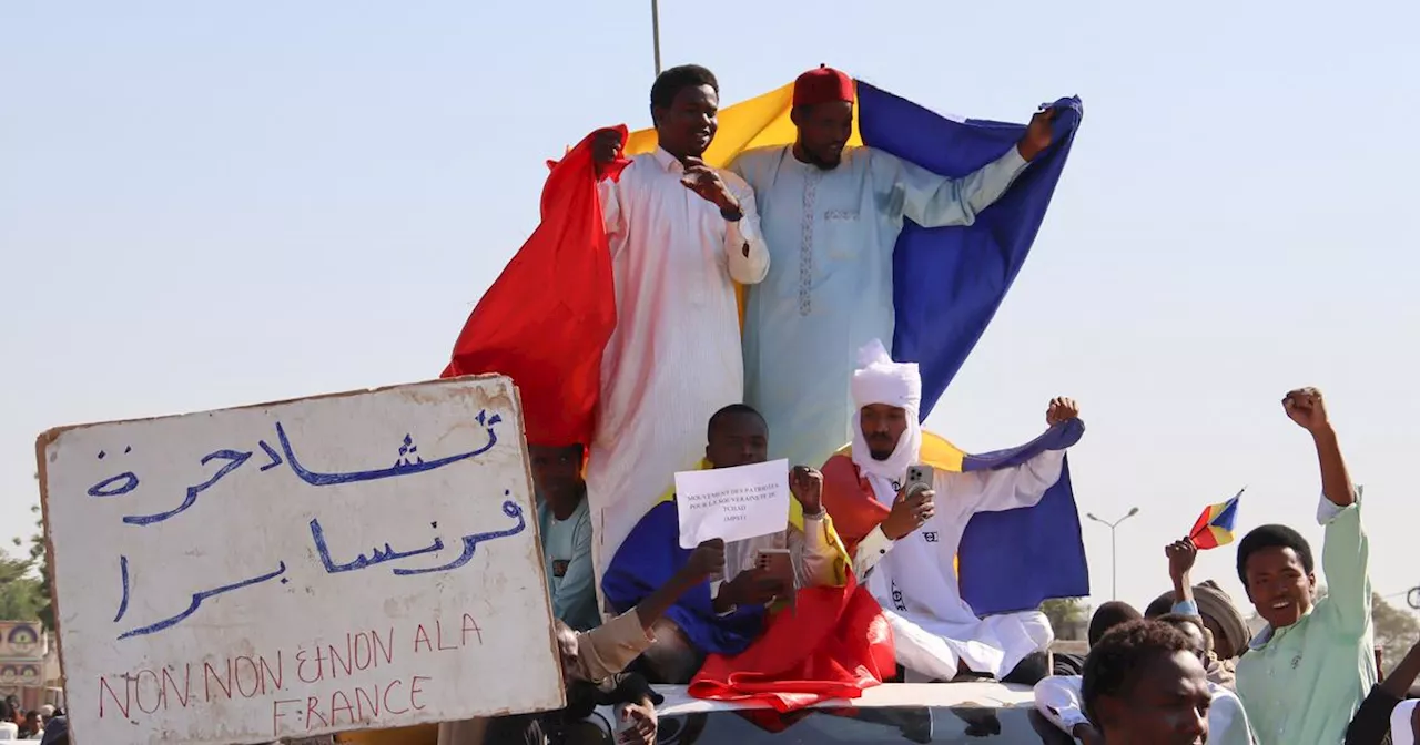 «Tchad hourra, France barra» : manifestation à N’Djamena pour le départ des troupes françaises