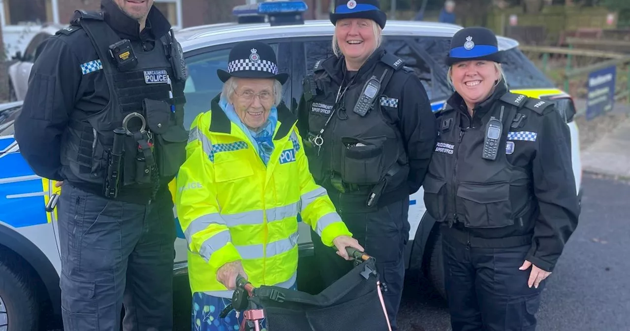 93-Year-Old Realizes Lifelong Dream of Riding in a Police Car