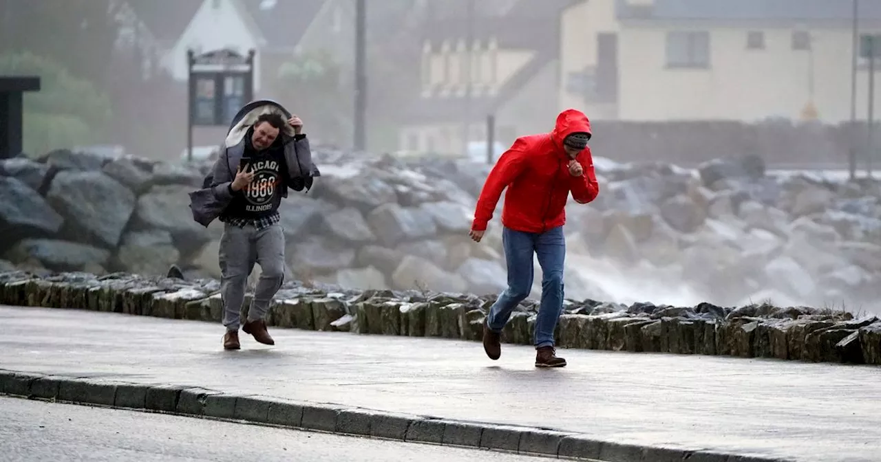 Met Office warns one part of UK to see winds up to 110mph amid Storm Darragh