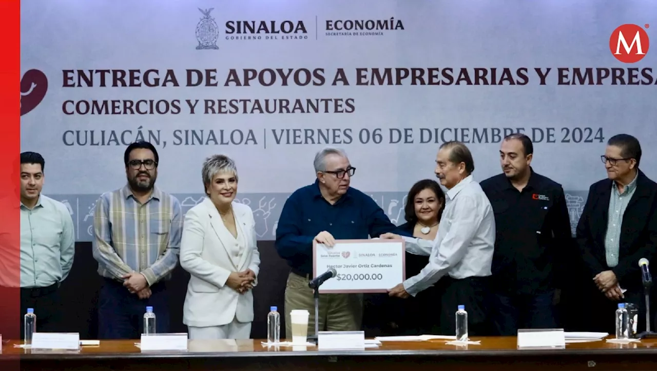 Entrega el gobernador Rocha apoyos directos a empresarias y empresarios de Culiacán