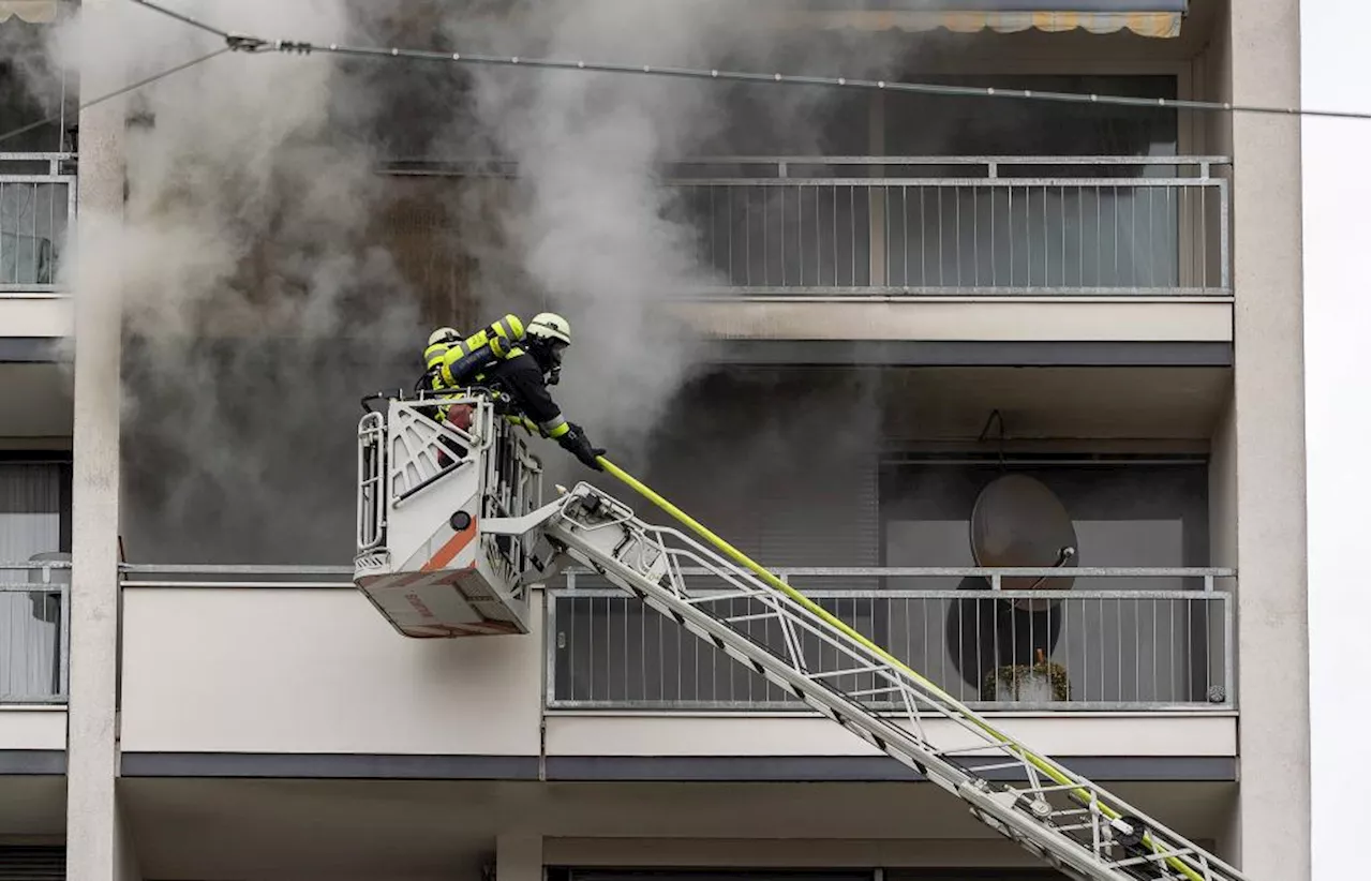 Feuerwehr äußert sich zum Wohnungsbrand in Nürnberger Hochhaus