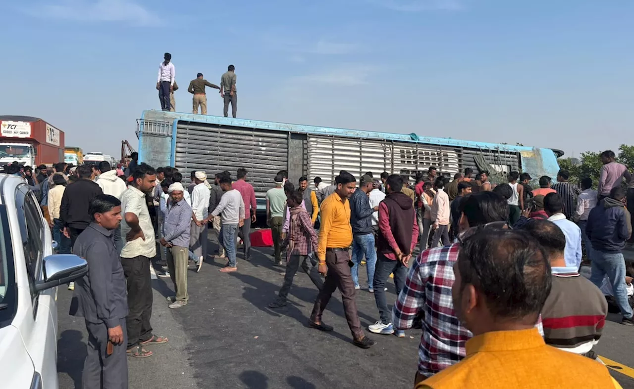 Kanûj'de Lhakuve-Agra Ekspres Yolu'nda Ölümlü Birkaza