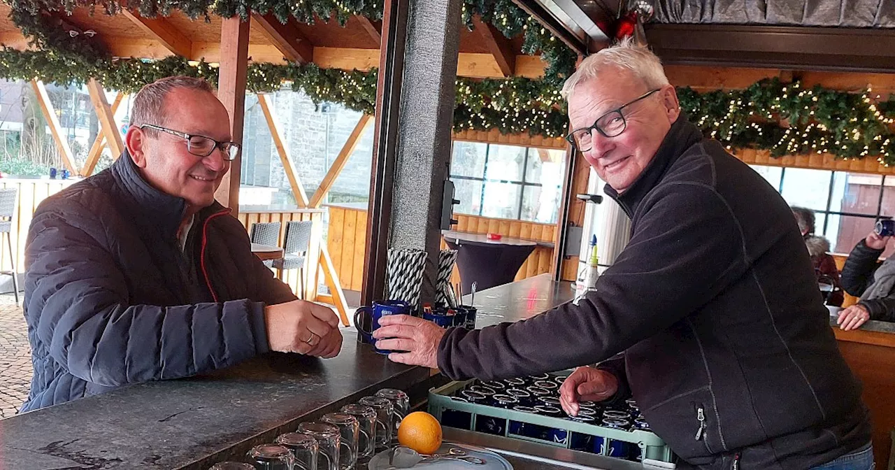 Jeder Weihnachtsmarkt-Besucher in Gütersloh kennt ihn: Bekannter 71-Jähriger vor Abschied