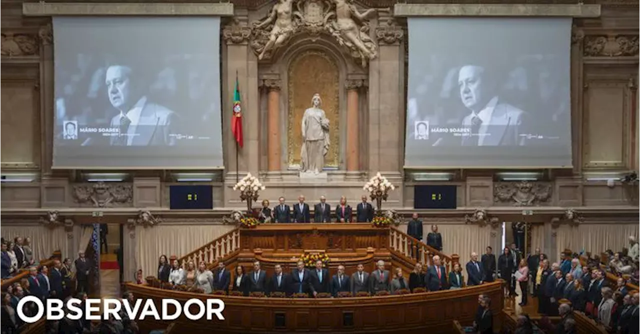 Aguiar-Branco pede que se siga o exemplo de Soares para proteger a democracia