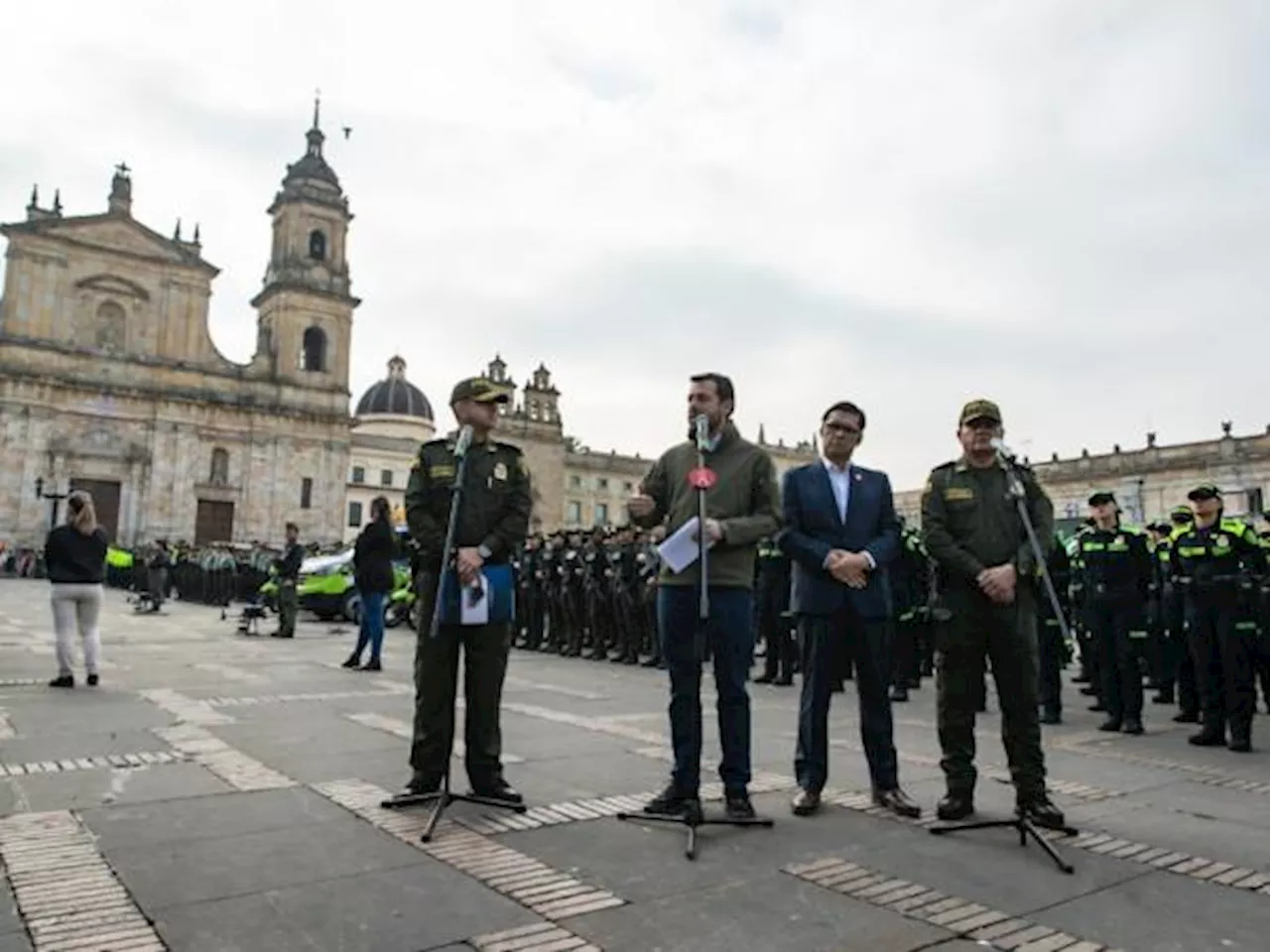 Bogotá incrementa su pie de fuerza para Navidad con 1.500 policías