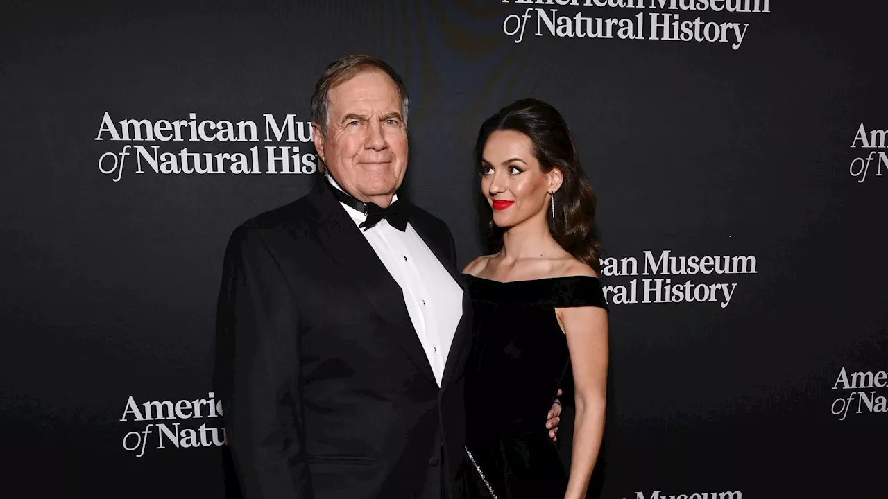 Bill Belichick (72) und Jordon (24) feiern Red-Carpet-Debüt