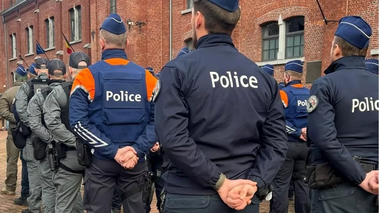 À Charleroi, les policiers ont rendu hommage à leurs collègues décédés