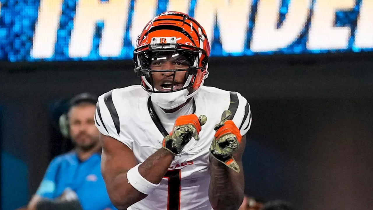 Watch: Nike Sends Bengals WR Ja'Marr Chase Custom 'Always Open' Bengals Cleats