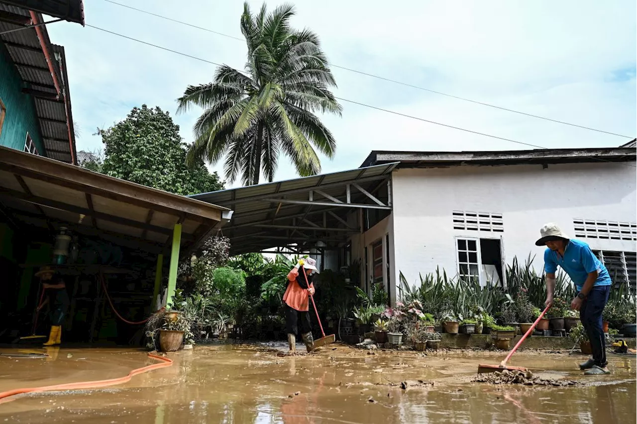 Number of flood victims drops to more than 60,000 people Wednesday morning