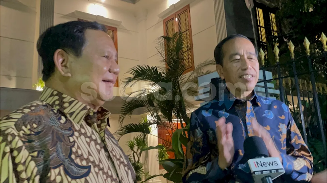 Kangen Prabowo, Jokowi Santap Ayam Goreng Bersama di Kertanegara