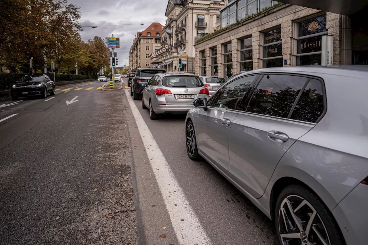 Zürich Bellerivestrasse: Baustelle führt zu längerem Spurabbau