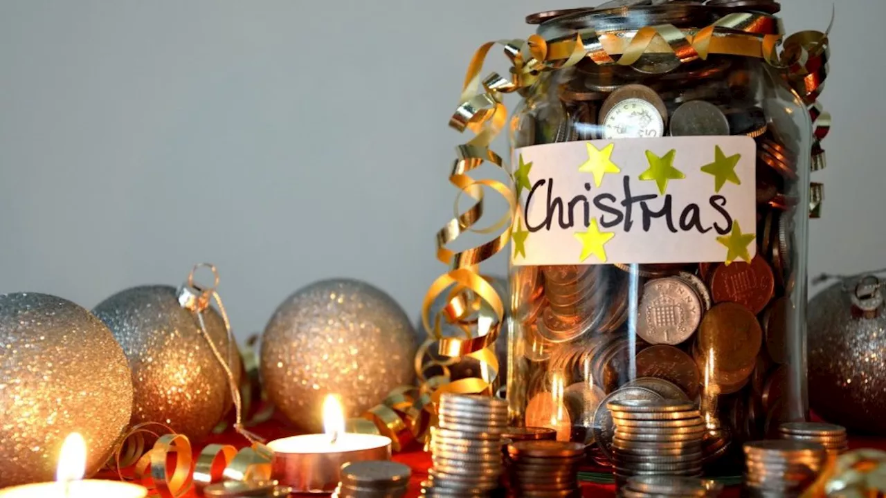 Moving £400 from Christmas to your pension could boost your pot by £33k