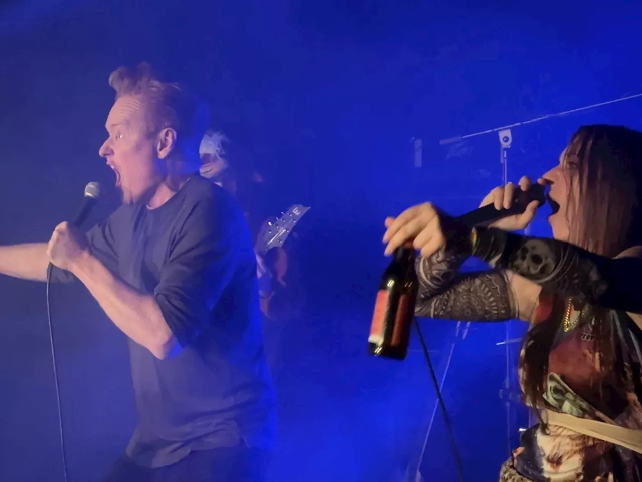 Conan 'ROOOOAARR' Brien: Auftritt mit Vorarlberger Metal-Band in Feldkirch