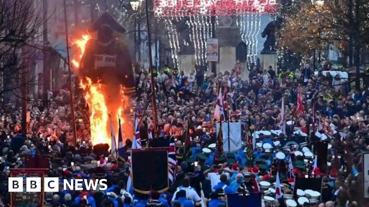 Londonderry: Apprentice Boys parade goes ahead despite storm