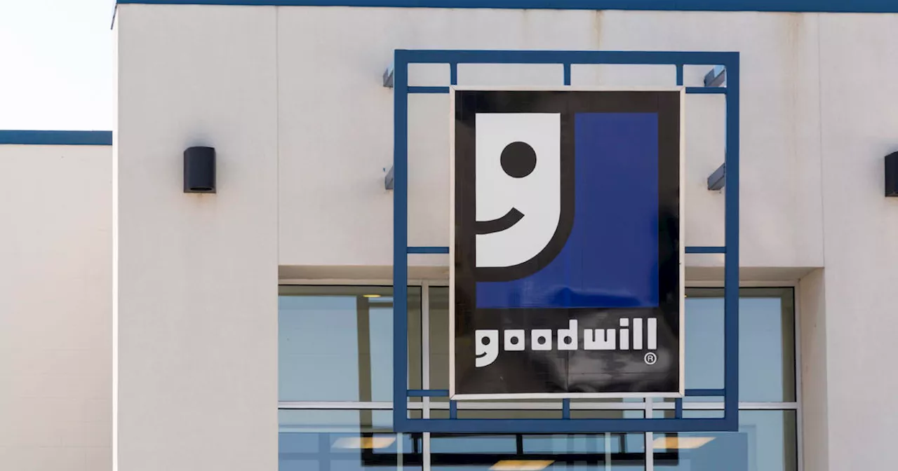 Thieves use stolen truck to ram San Bernardino County Goodwill and steal safe