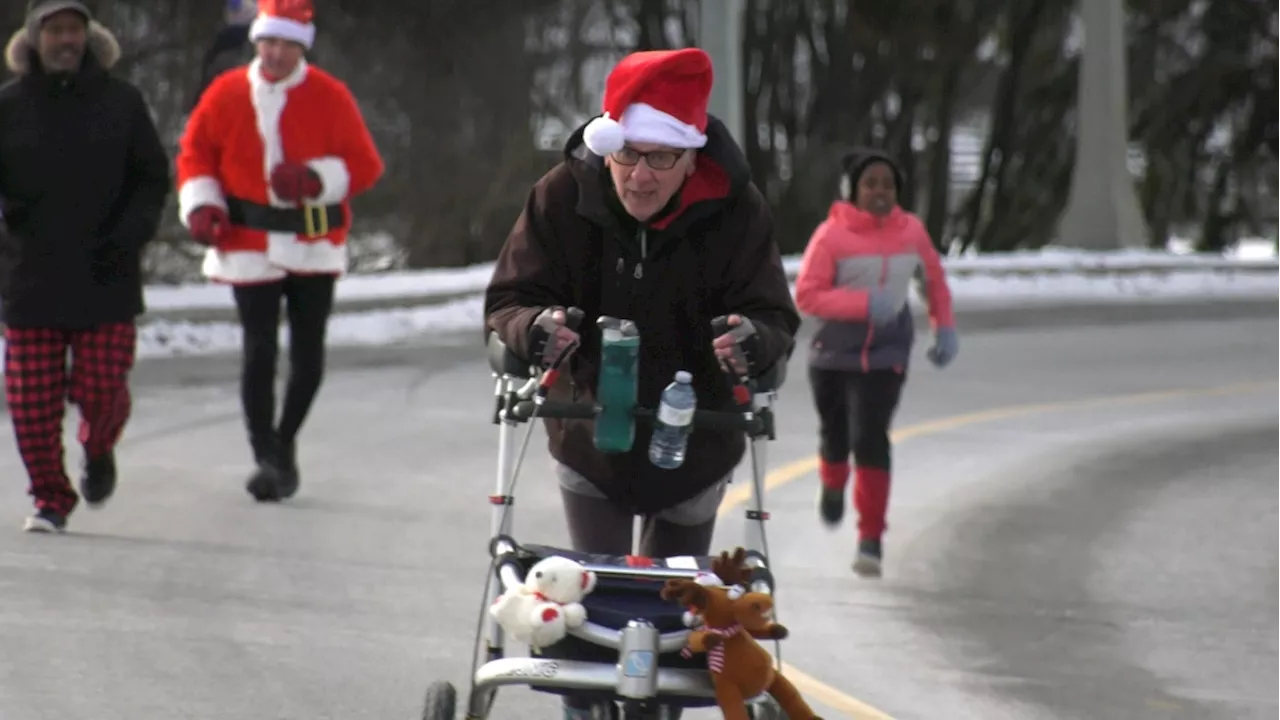 Eastern Ontario's 'walker runner' Bob Hardy takes on Ottawa Santa Shuffle