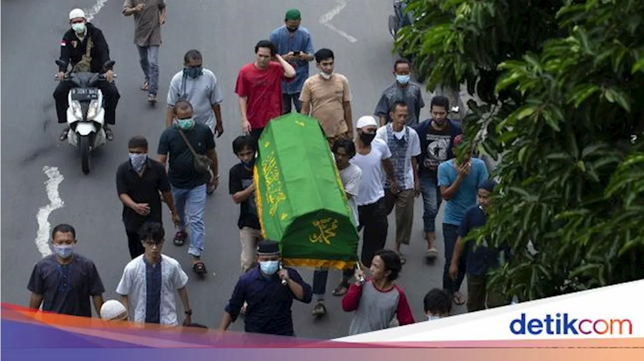 4 Adab Mengiringi Jenazah yang Perlu Diperhatikan Muslim