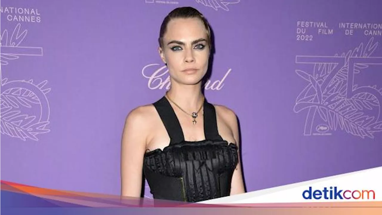 Belum Direnovasi, Rumah Cara Delevingne yang Terbakar Terjual Rp 72 M