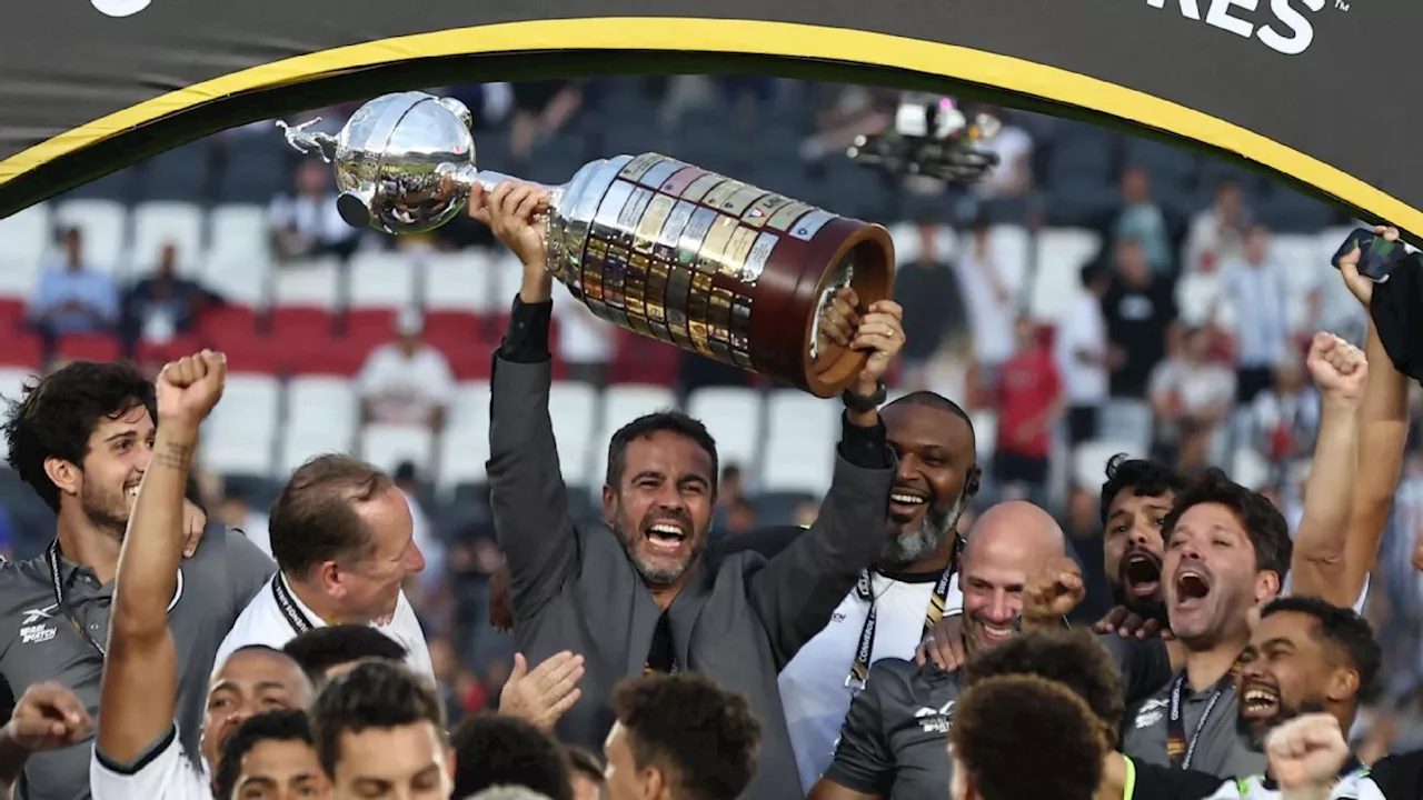 Artur Jorge admite 'incerteza' com futuro no Botafogo: 'Valorização não é só dos atletas'