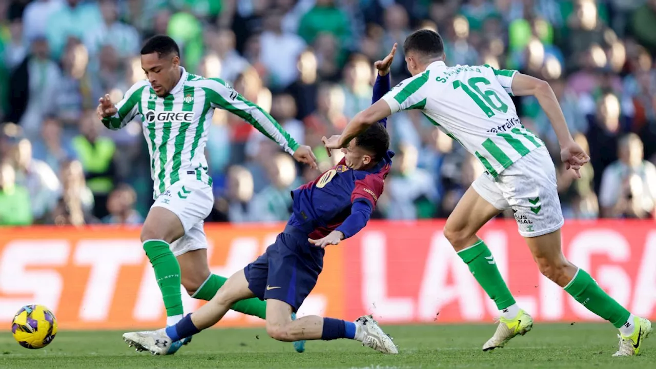 Barcelona sofre empate do Betis em reencontro com Vitor Roque em LALIGA