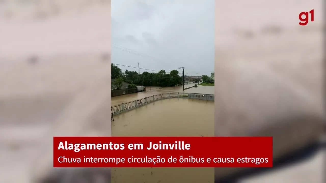 Chuva intensa alaga ruas, interrompe circulação de ônibus e adia prova de vestibular em Joinville