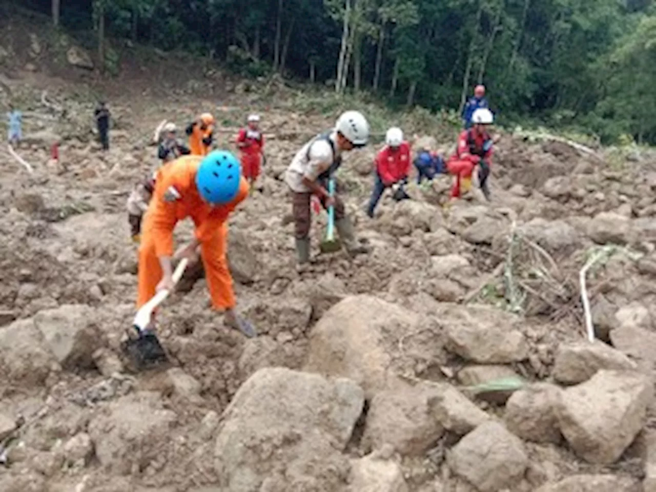 Bencana di Sukabumi Tewaskan 8 Warga, Berdampak pada 39 Kecamatan