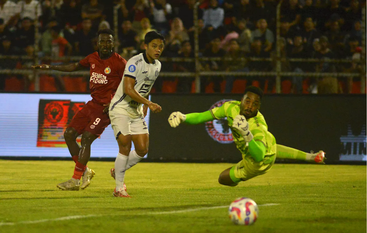 Gagal Manfaatkan Peluang, Semen Padang FC Kalah 0-1 dari Persija