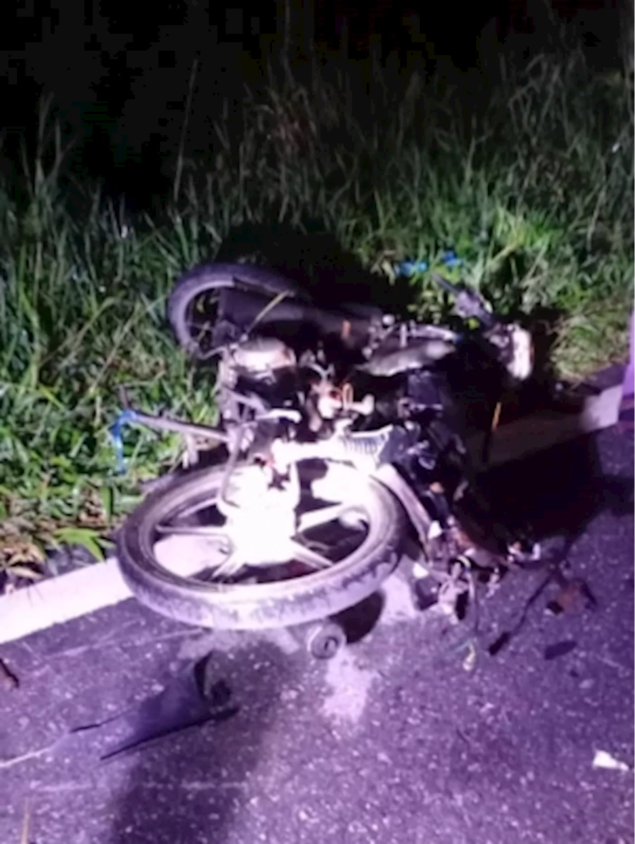 Sarawak Fire Dept: Teen killed, another injured in collision involving two motorcycles, car in Lawas