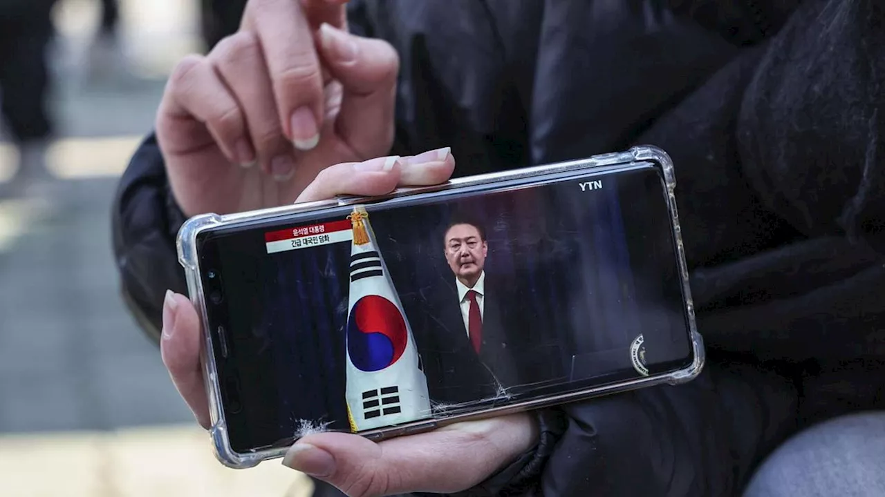 Corea del Sud, Yoon si scusa per la legge marziale: 'Non si ripeterà'