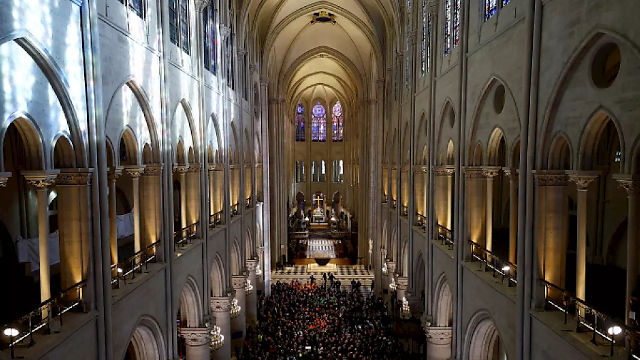 Notre-Dame feierlich wiedereröffnet