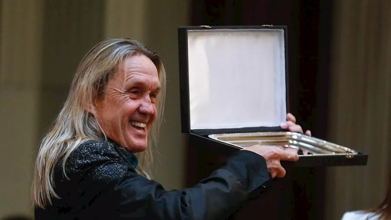 Iron Maiden-drummer Nicko McBrain stopt met touren