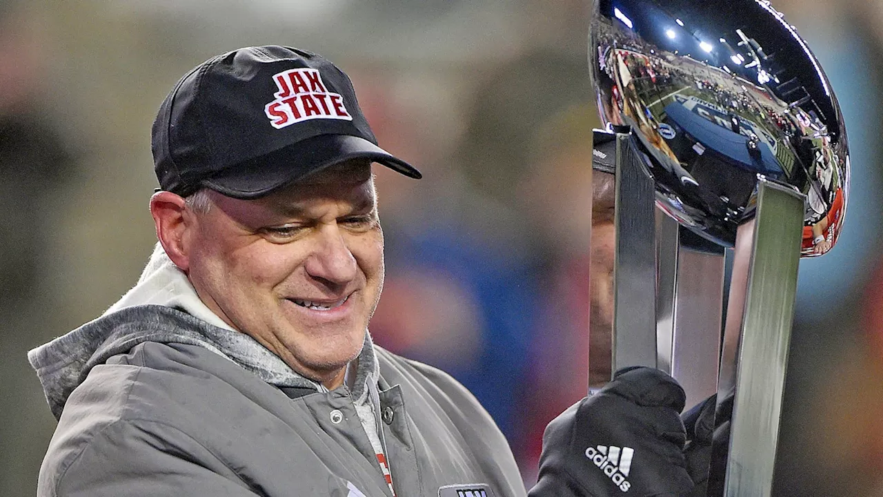 Rich Rodriguez Denies Reports, Says 'Nothing Scheduled' with West Virginia