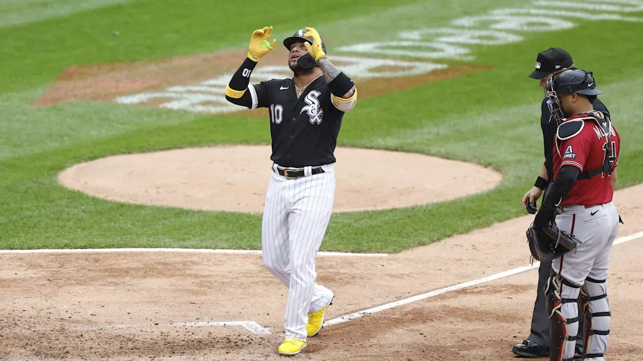 Toronto Blue Jays Remain Interested in Chicago White Sox Free Agent Yoan Moncada