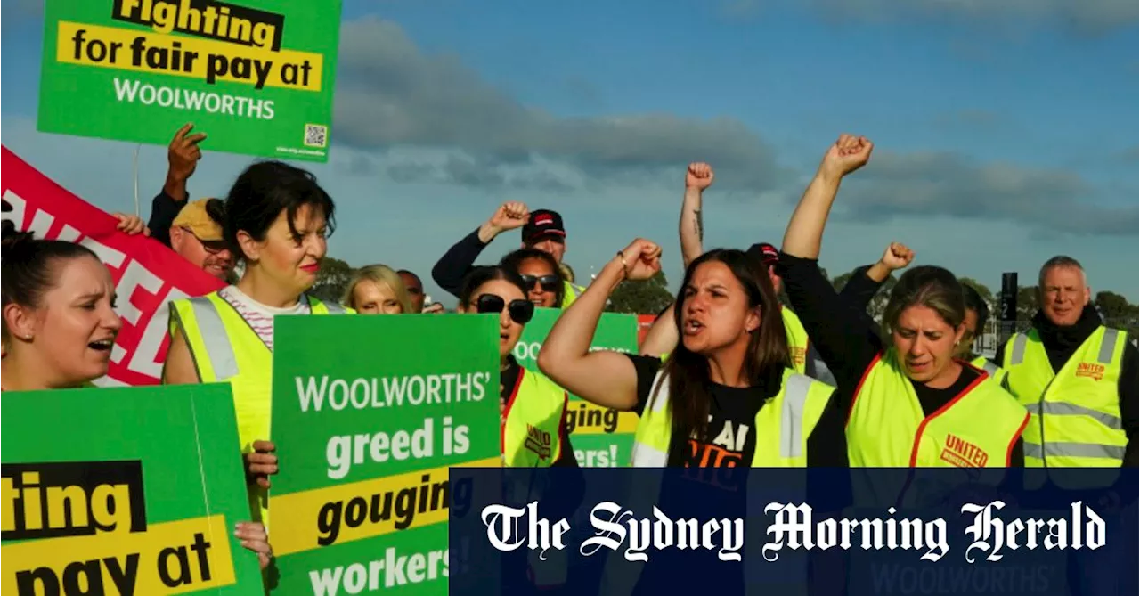 Woolworths ‘strikes deal’ with union to end warehouse strike