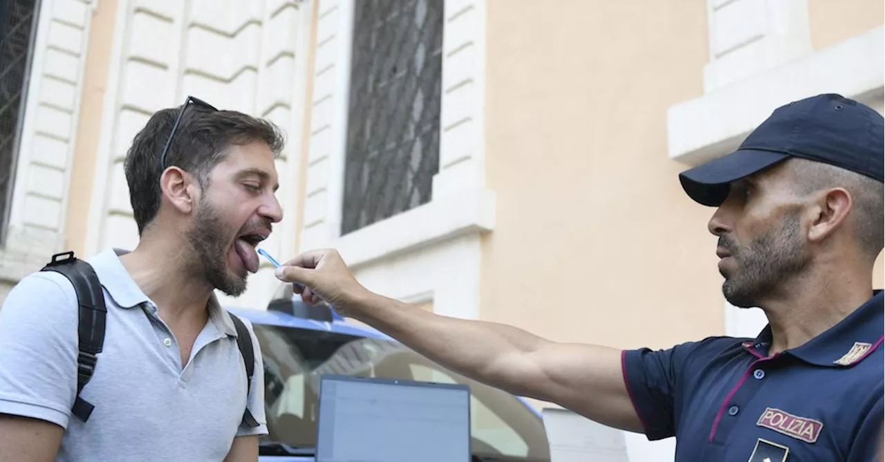 Codice della strada, Salvini apre un tavolo tecnico per fissare deroghe per chi assume cannabis ...