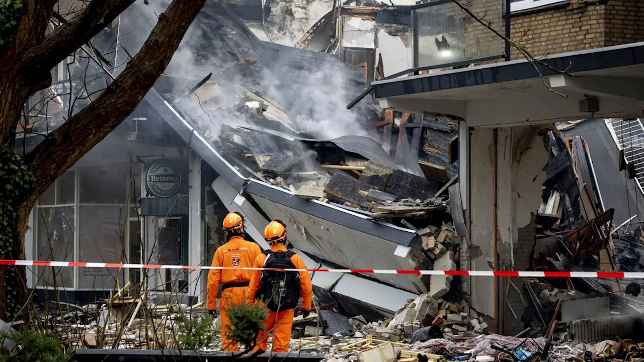 Einsturz von Mehrfamilienhaus: Nach Explosion in Den Haag – Polizei fahndet nach verdächtigem Autofahrer