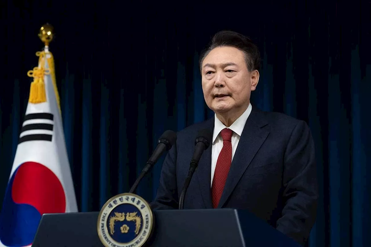 SKorea leader sorry, but stays put after martial law fiasco