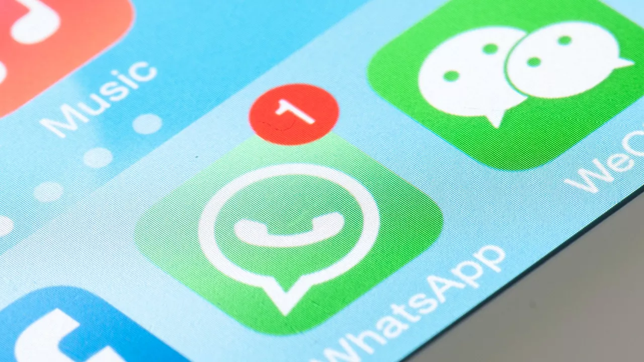 Billions of WhatsApp users warned over ‘very scary’ message that affects everyone this Christmas