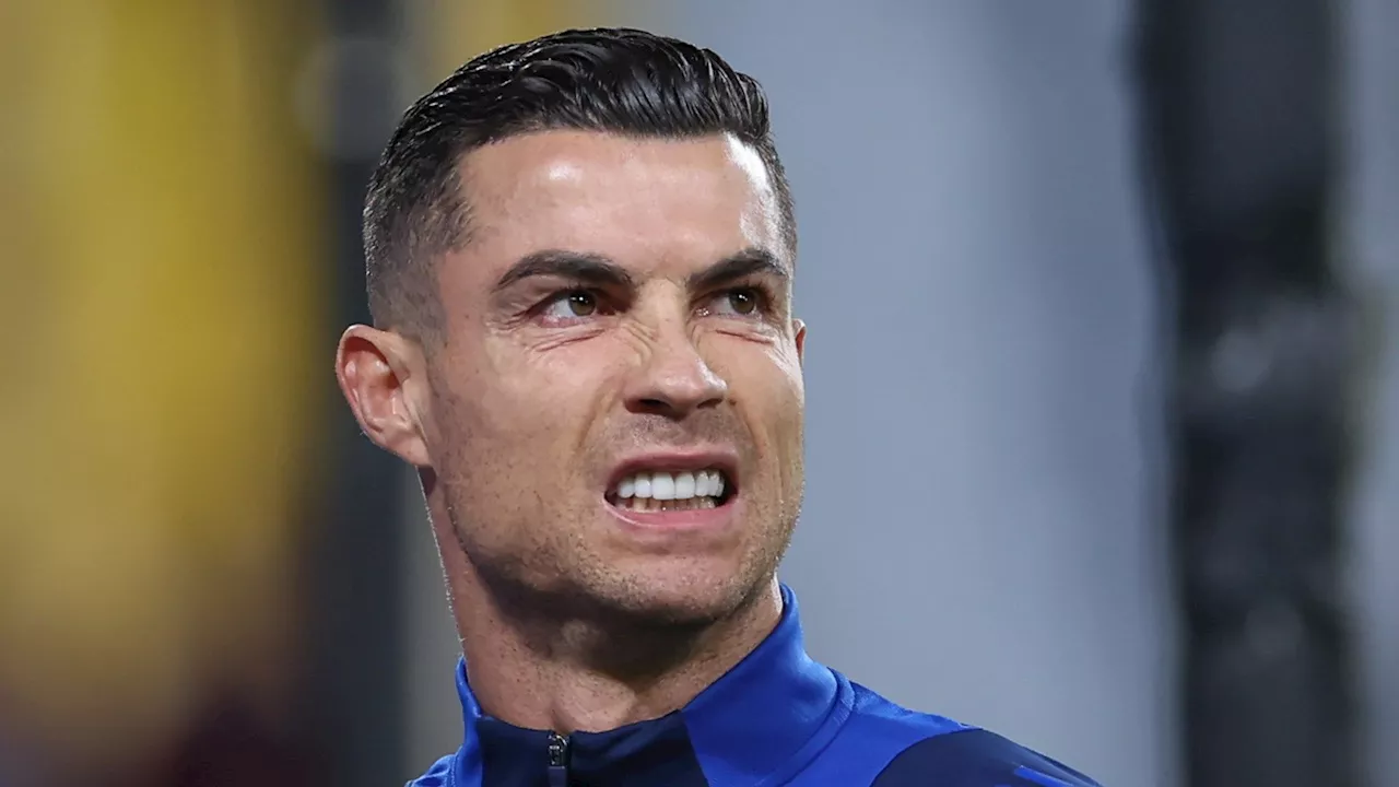 Van der Gijp snapt helemaal niets van Ronaldo: 'Dan ben je zó groot, laat gaan man'