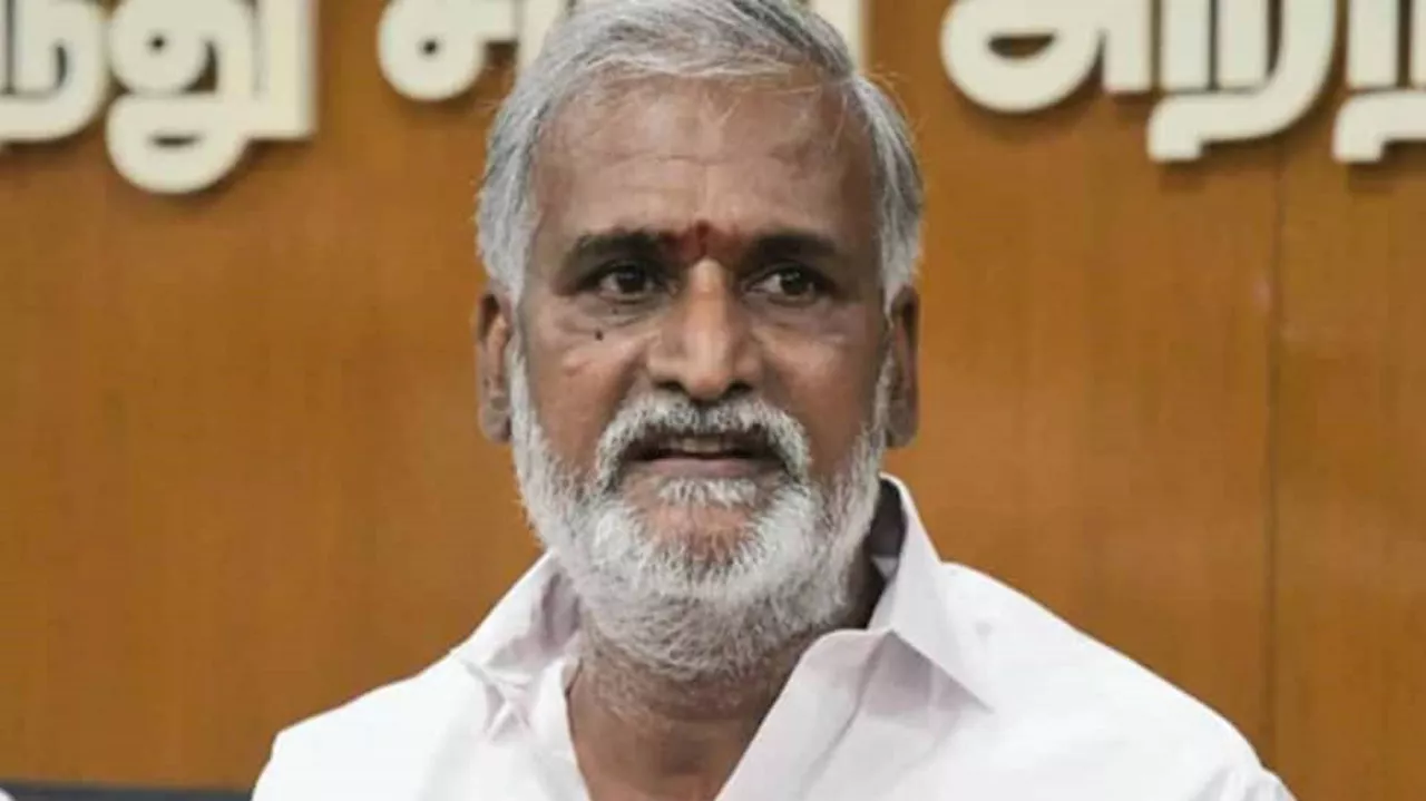 தற்குறிகளாக களத்திற்கு வராமல் பேசுகிறார்கள்... விஜய்யை மறைமுகமாக தாக்கிய சேகர்பாபு