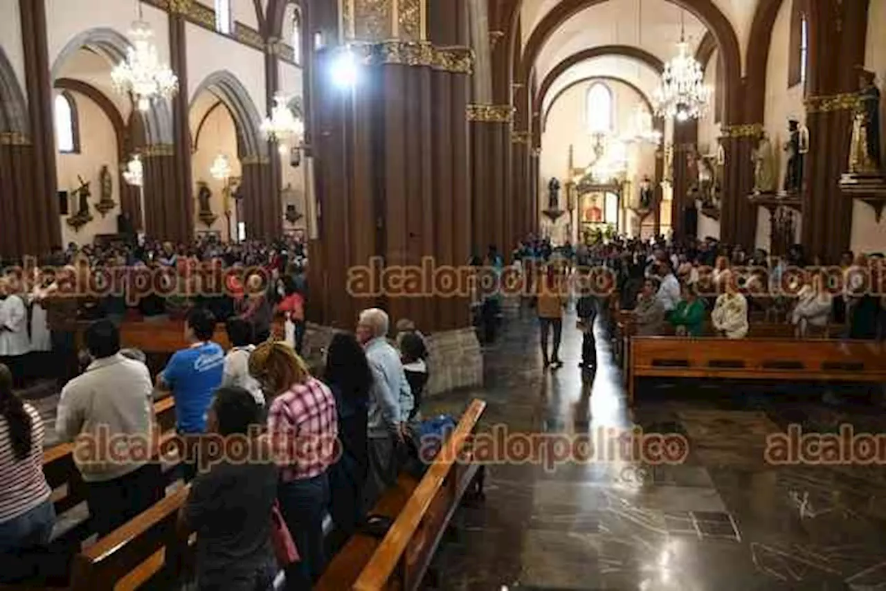 Arzobispo de Xalapa celebra a la patrona de Catedral, María Inmaculada