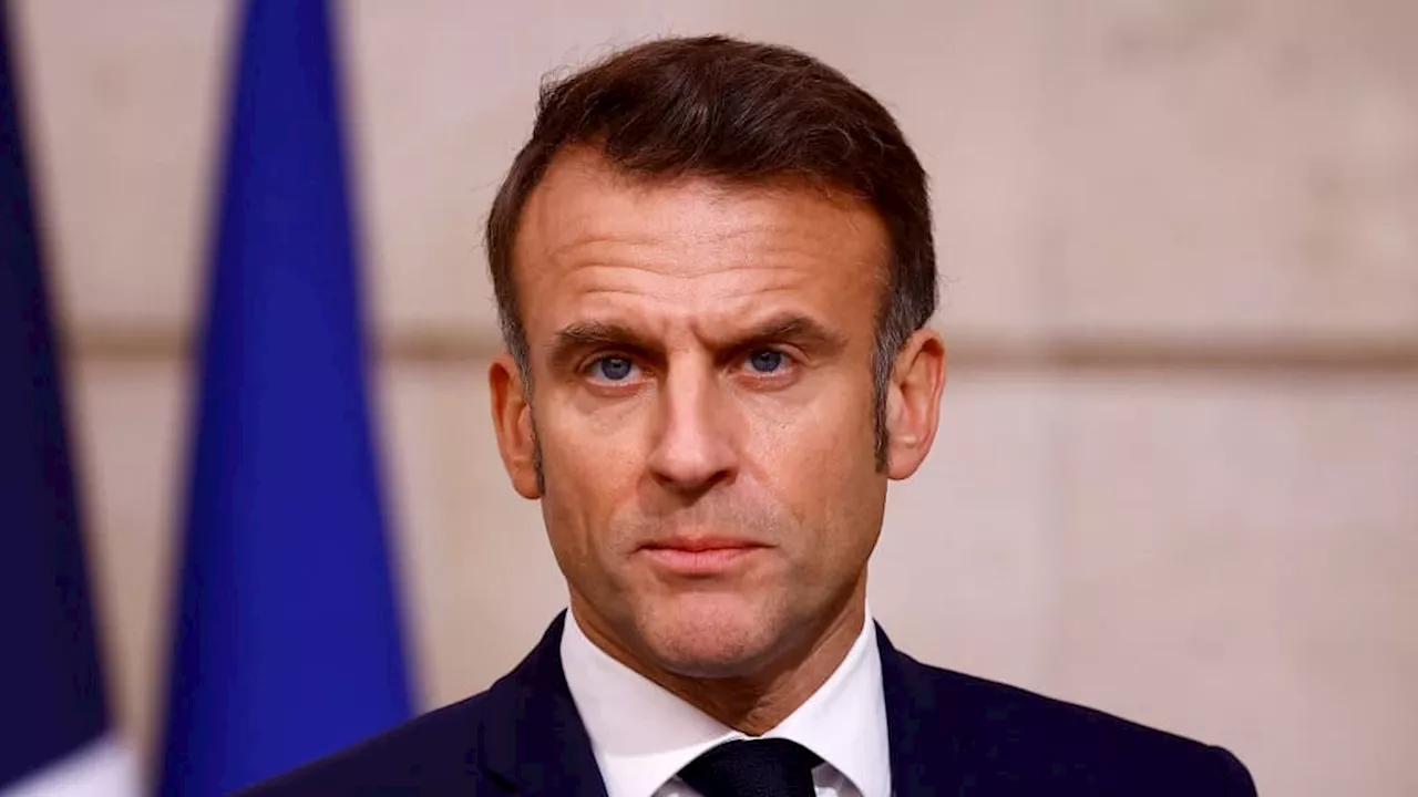 Syrie: Emmanuel Macron se félicite de la chute de 'l'État de barbarie'