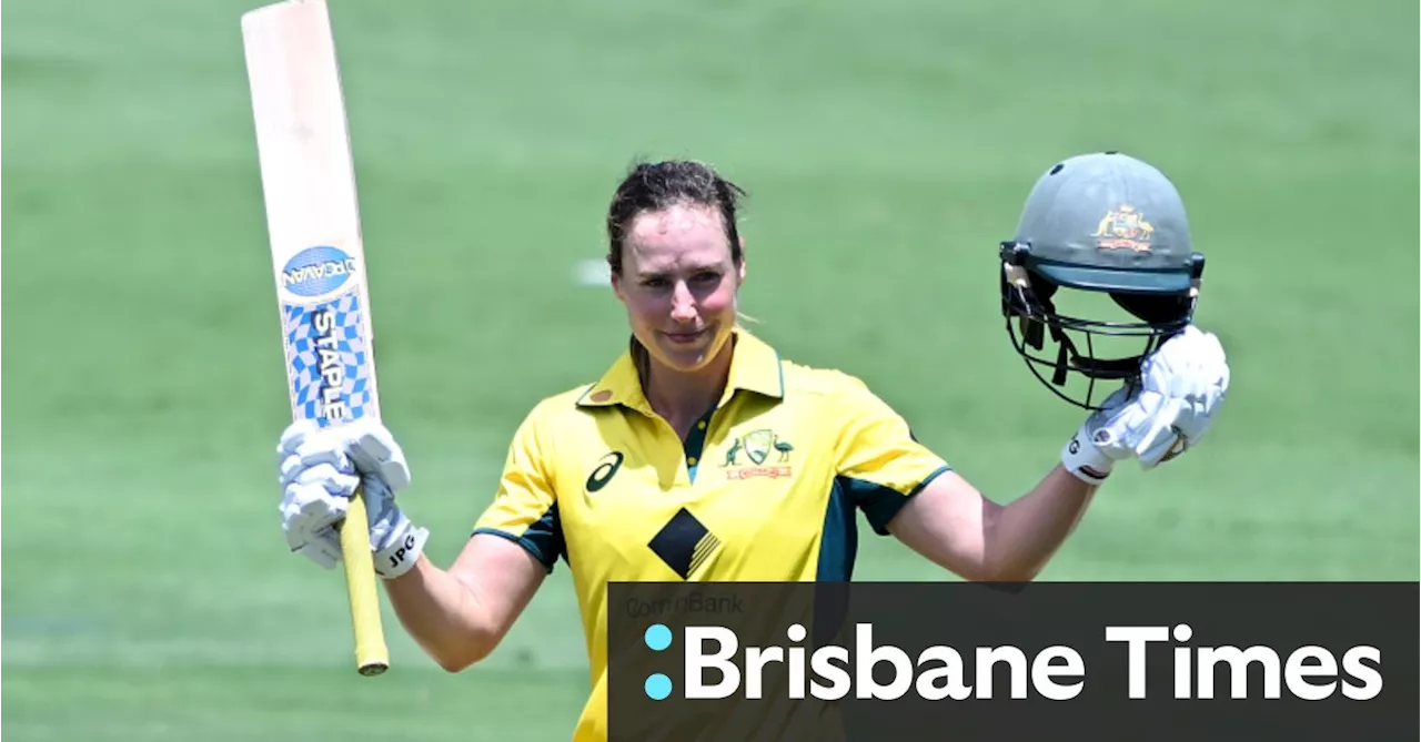 Voll gold: Records broken as Ellyse Perry, young gun fire Aussies to huge win over India